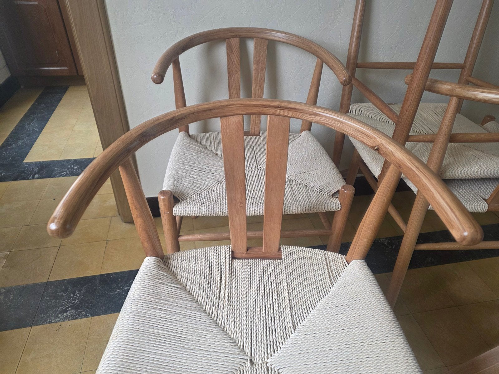 Stoelen guderup NIEUWSTAAT, Huis en Inrichting, Stoelen, Ophalen