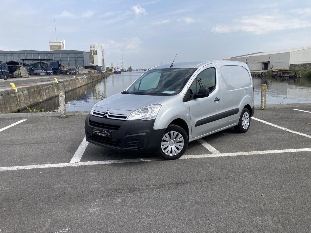 Citroën Berlingo (année de construction 2018), Autos, Argent ou Gris, Achat, Euro 6, Entreprise