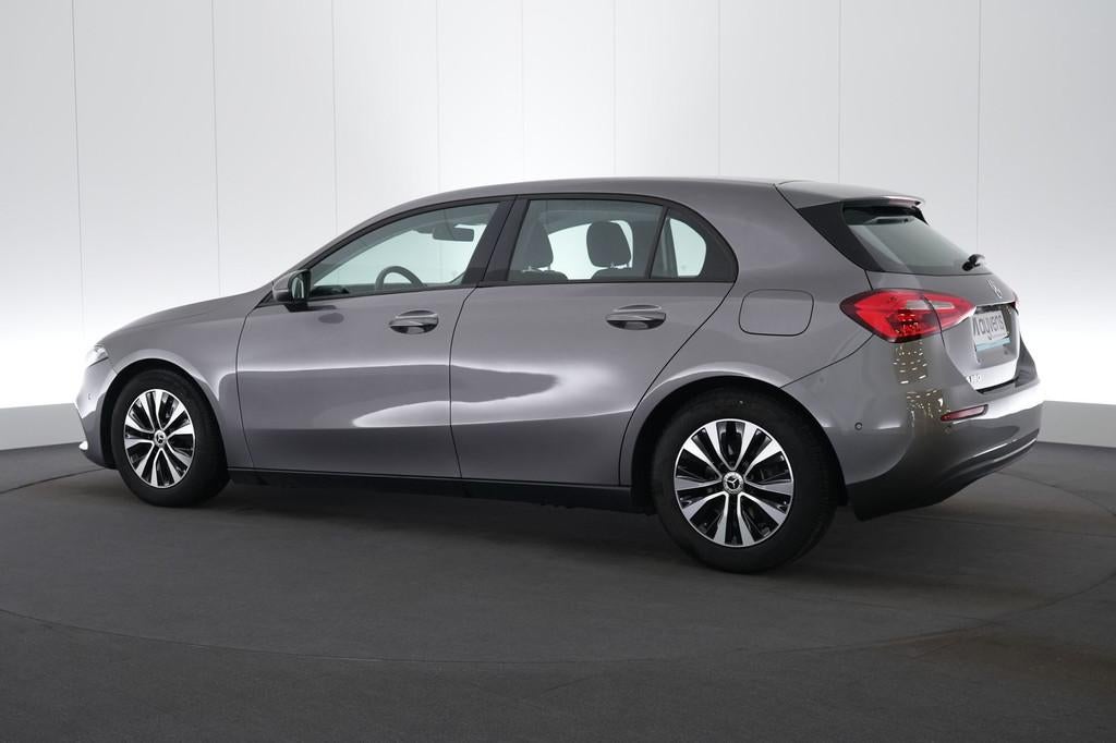 (2BNR831) MERCEDES-BENZ A-CLASS, Auto's, Mercedes-Benz, Stof, Gebruikt, Euro 6, 136 pk