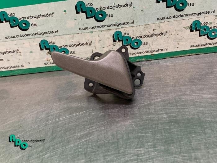 Poignée portière 2portes droite d'un Mercedes Sprinter (Sp, 3 mois de garantie, Utilisé, -, -