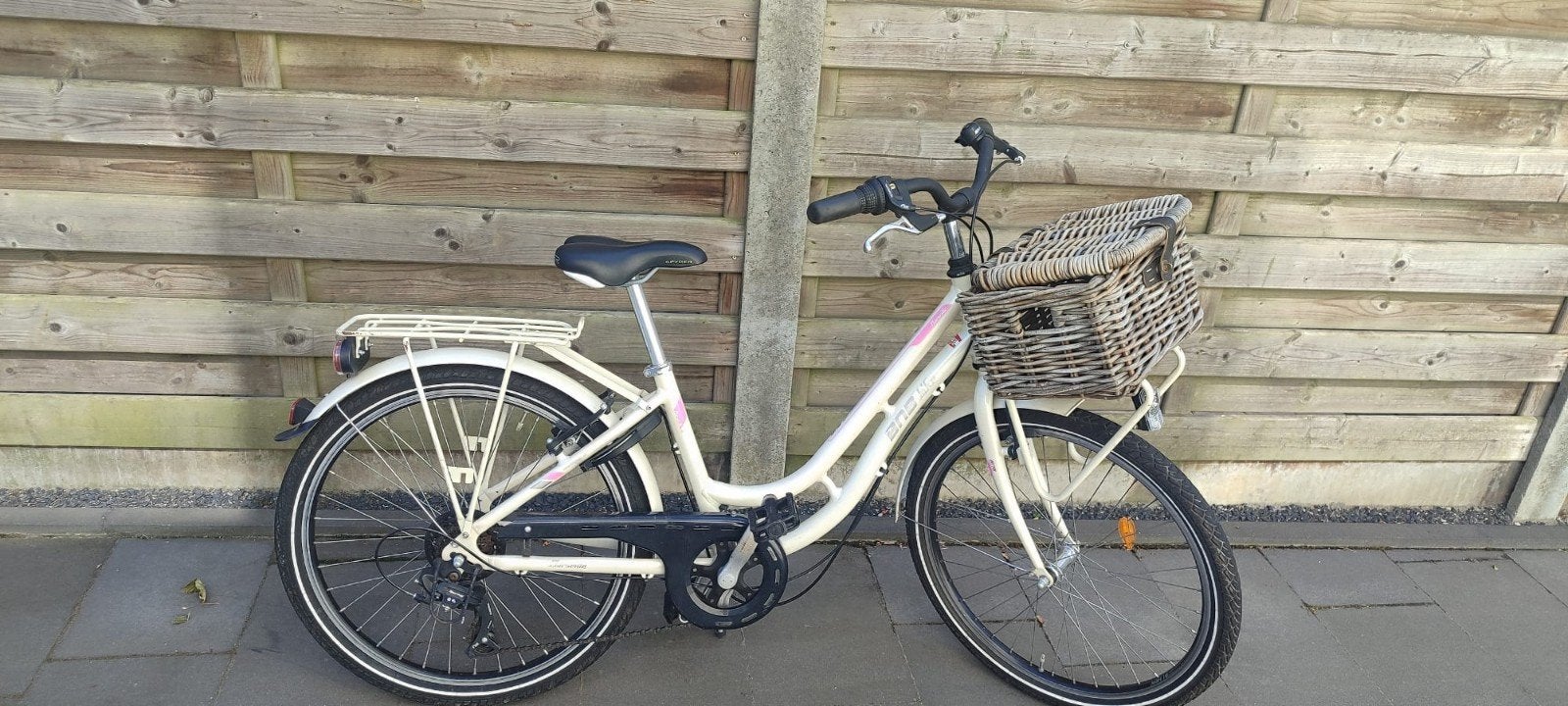 kinderfiets 24" / meisjesfiets met mandje, Ophalen, Versnellingen, BNB Bike, Gebruikt