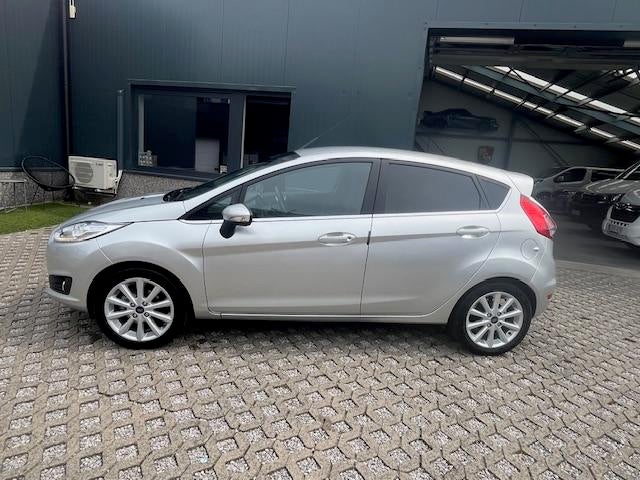 Ford Fiesta 1,0 benzine - AUTOMAAT - Slechts 20000 KM!, Autos, Euro 6, Entreprise, Carnet d'entretien, Noir