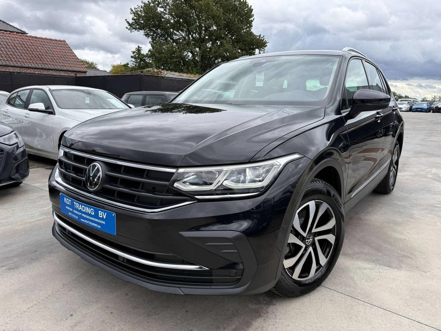 Volkswagen Tiguan 1.5 TSI 150PK FACELIFT NAVIGATIE VIRTUAL H, Auto's, 4 cilinders, Zwart, Bedrijf, SUV of Terreinwagen