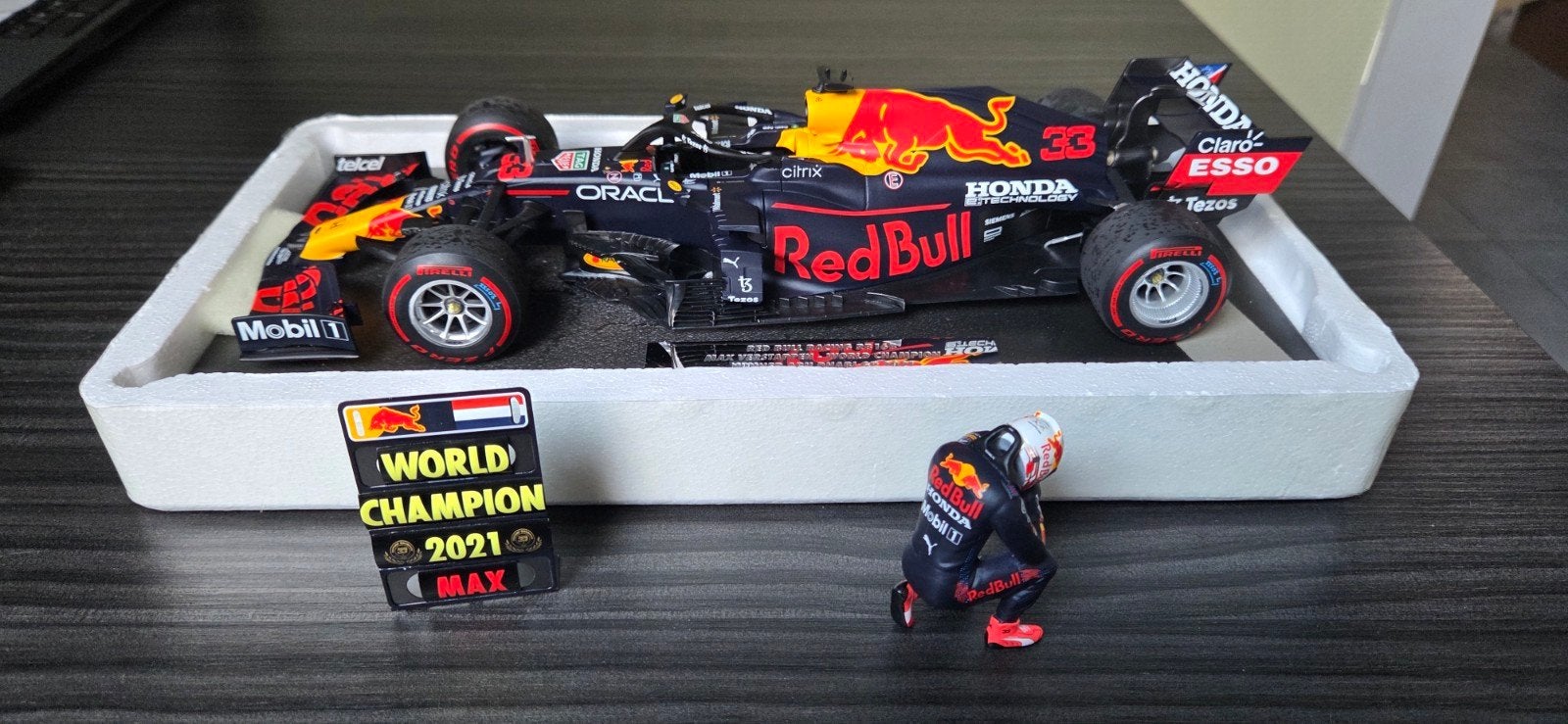 Max Verstappen RB16B wereldkampioen 21, Enlèvement ou Envoi, Comme neuf, Voiture, MiniChamps