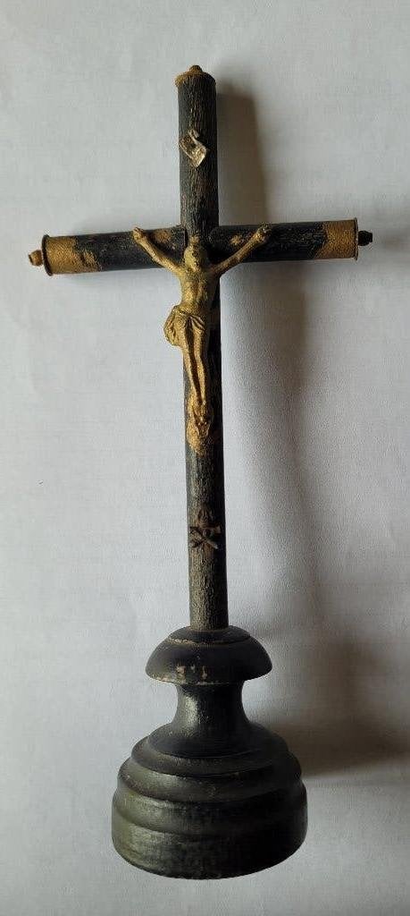 Magnifique crucifix période Napoléon 3, Antiquités & Art, Antiquités | Objets religieux, Enlèvement ou Envoi
