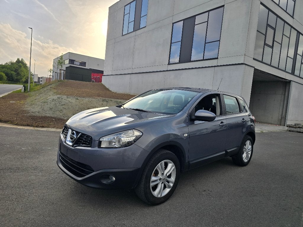 Nissan Qashqai 1.6i - 154000km - 06/2010 - 1ste eigenaar, Auto's, Voorwielaandrijving, 4 deurs, Stof, Navigatiesysteem