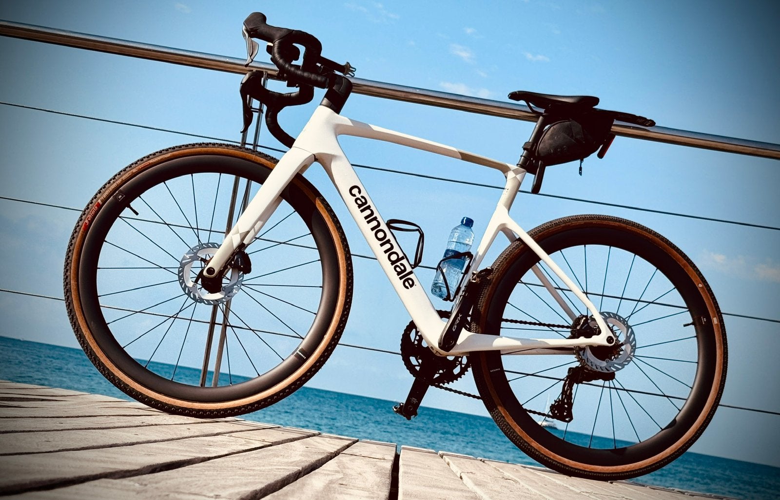 Gravel full carbone Cannondale Super X2 ( di2 ) 490 kms, Vélos & Vélomoteurs, Neuf, Enlèvement, 53 à 57 cm, 28 pouces