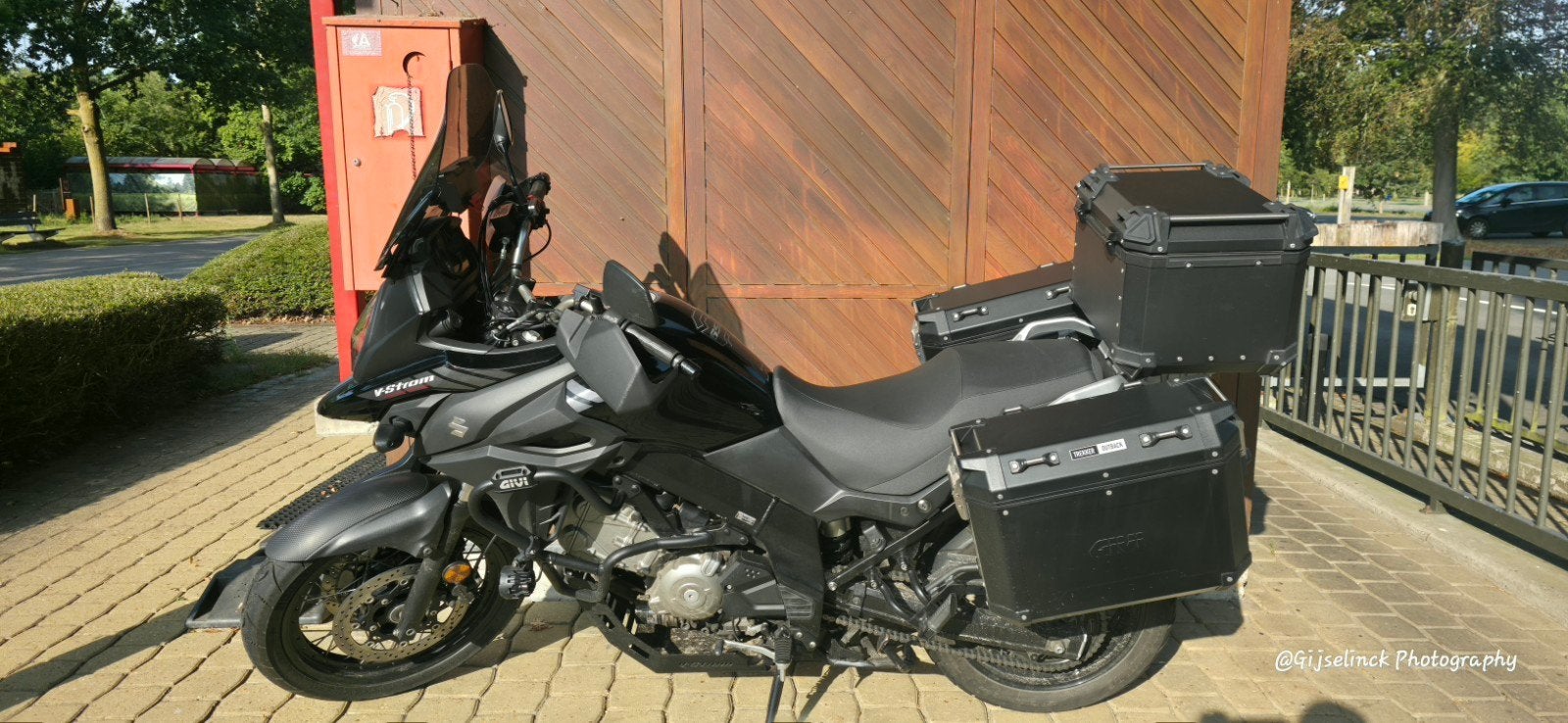 suzuki v strom XT 650, Motoren, Ophalen, Zo goed als nieuw