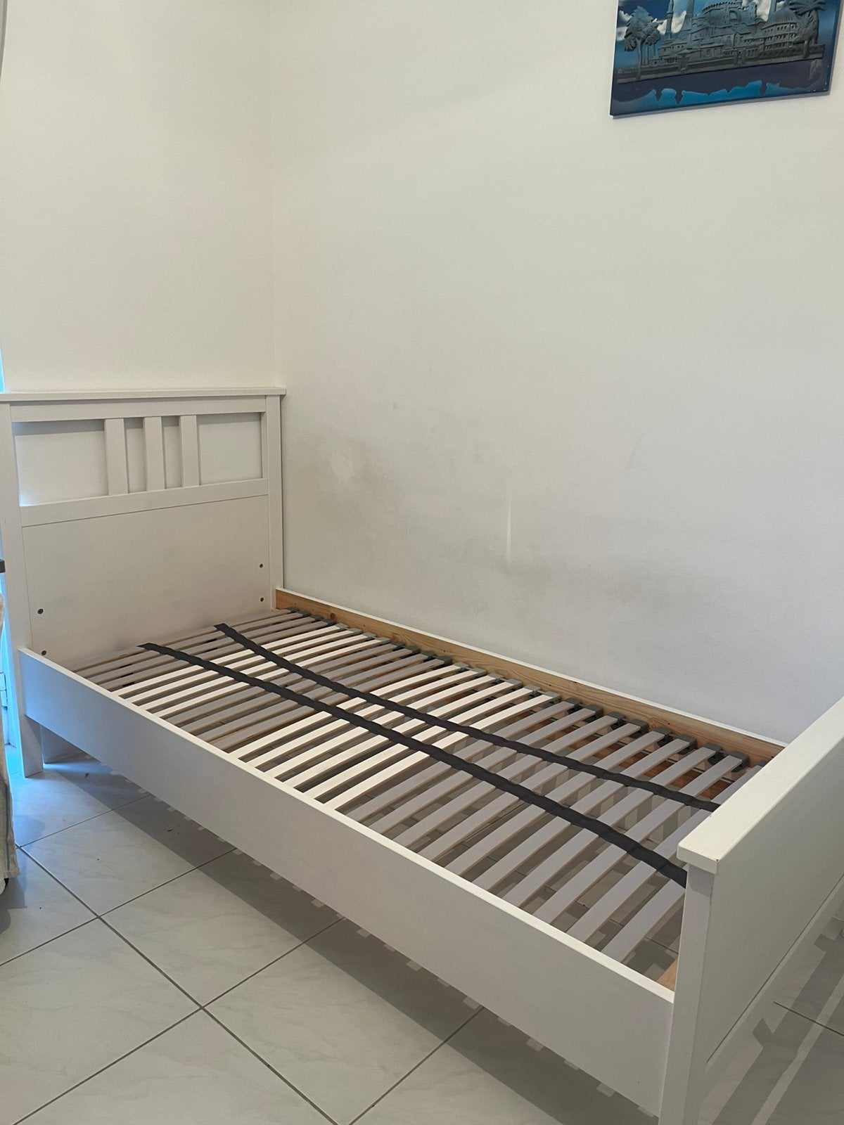 Lit IKEA 1 place avec sommier à lattes – 100 €, Enlèvement, Comme neuf