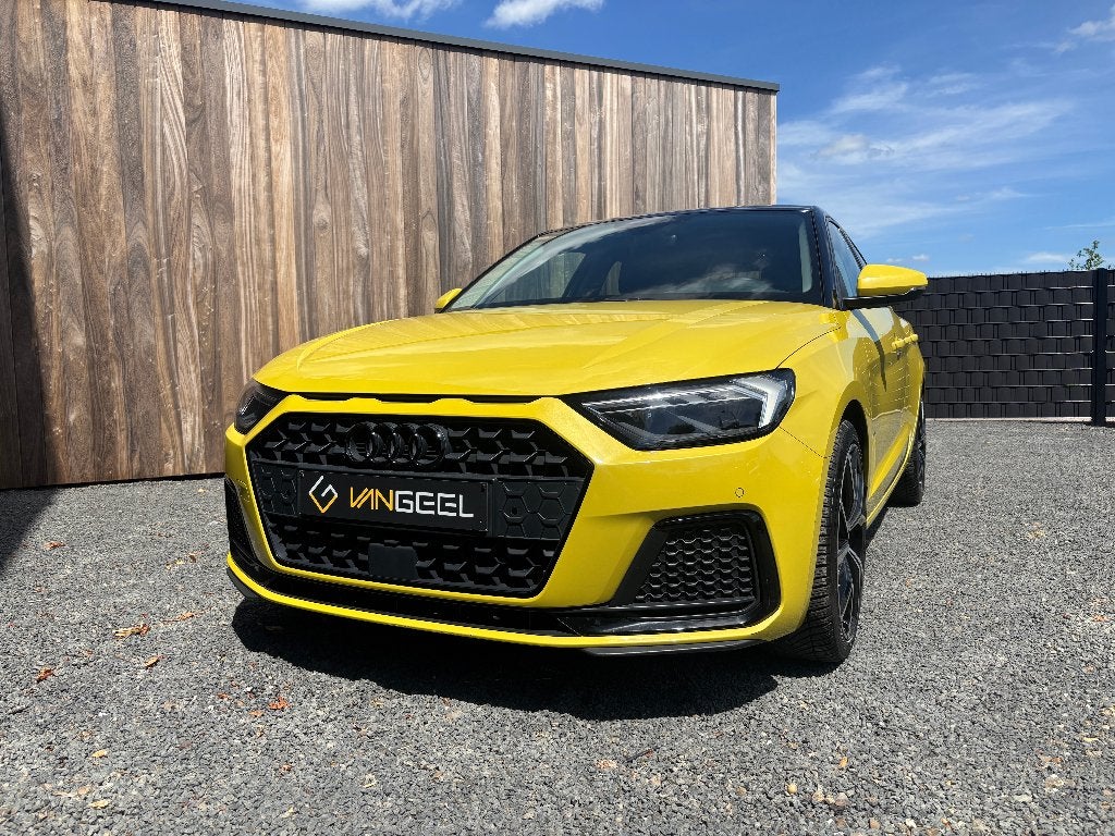 Audi A1, Stof, A1, Electronic Stability Program (ESP), Geel