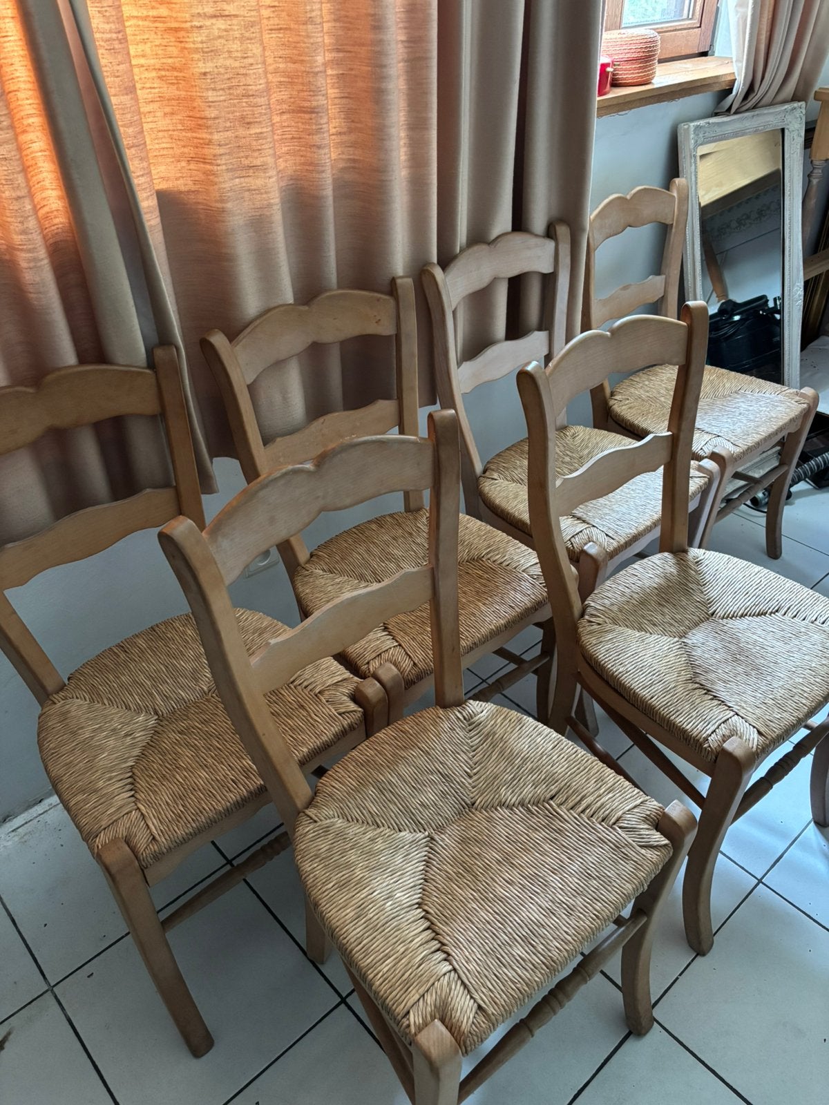 6 antieke stoelen, stevig!, Ophalen