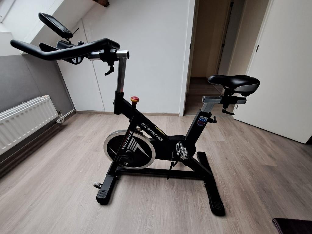 Spinfiets – DC Athletics Ventoux, Sport en Fitness, Ophalen, Nieuw, Spinningfiets