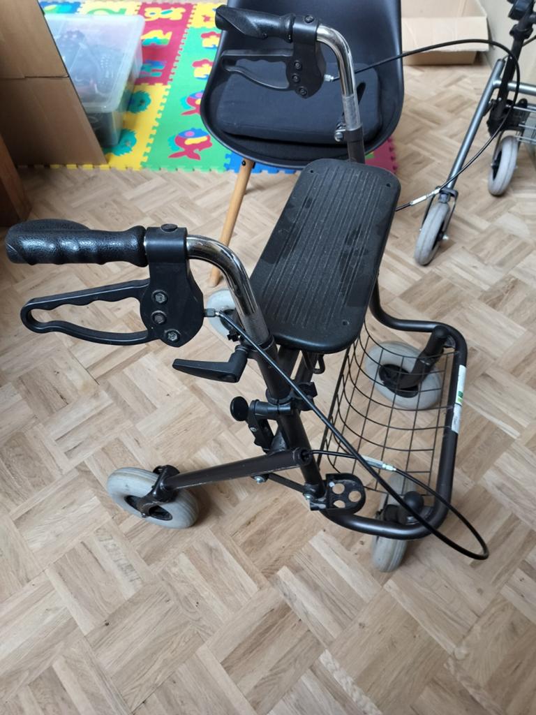 2 rollators, Diversen, Ophalen