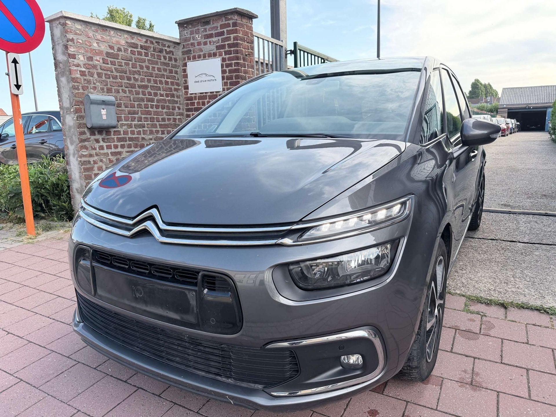 Citroen C4 SpaceTourer 1.2 I EDITION FEEL AUTOMAAT | CAMERA, Argent ou Gris, Euro 6, Entreprise, 5 portes