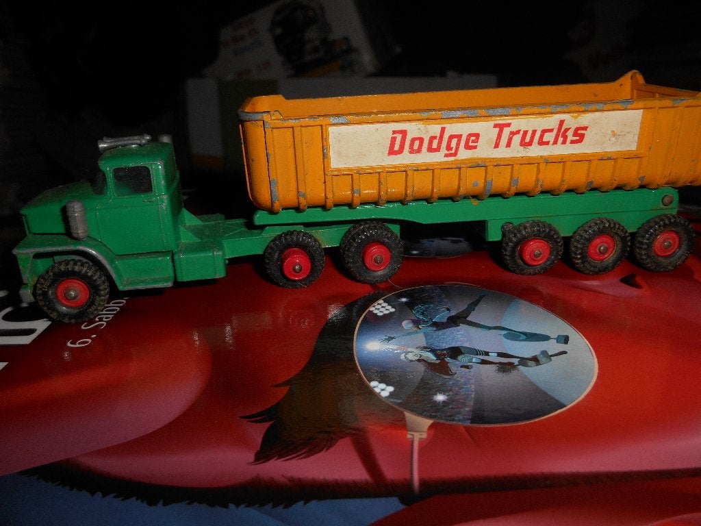 Matchbox King Size K16 Dodge Tractor + Remorques, Enlèvement ou Envoi, Matchbox