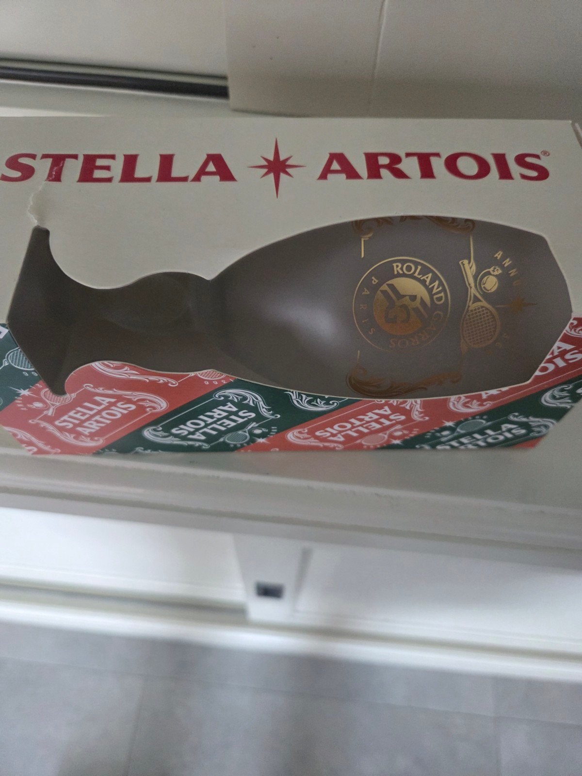 Verre Stella & Artois, Collections, Enlèvement