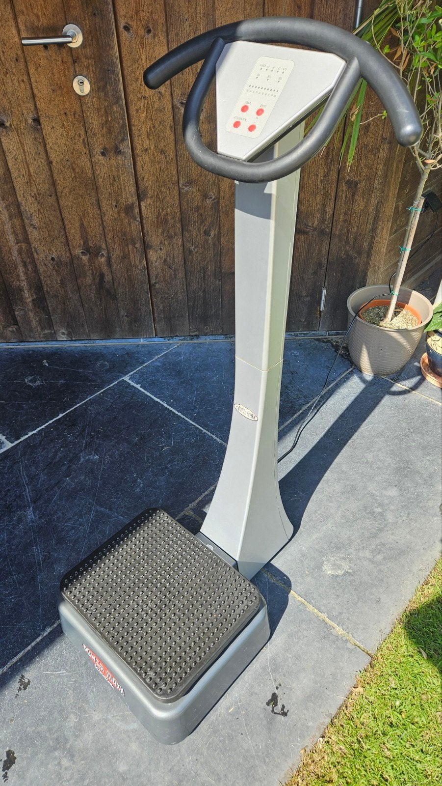 ​Power Maxx Trilplaat / Vibratieplaat – Met Steunvlak, Sport en Fitness, Fitnessmaterialen, Ophalen
