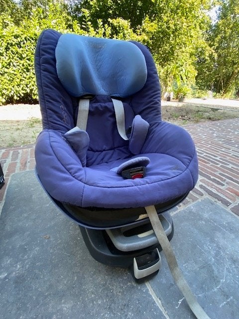 autostoel met isofix met voetsteun, Ophalen, Gebruikt, 9 t/m 18 kg, Slaapstand