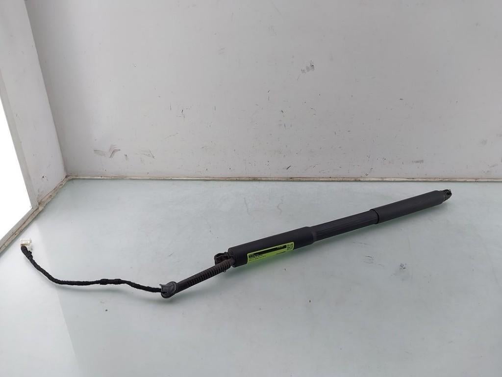 ACHTERKLEP MOTOR BMW 3 serie Touring (F31) (01-2012/06-2019), Gebruikt, Achterklep, BMW, Petuelring 130
80809  München, DE