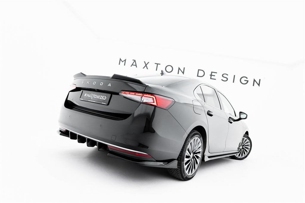 Maxton Design Skoda Superb Mk4 Rear Side Splitters Versie 2, Verzenden