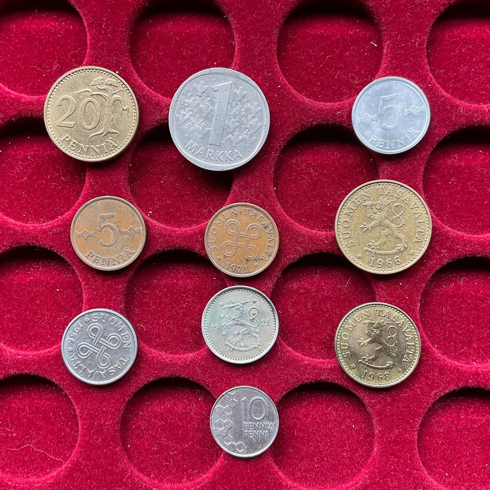 Finland - setje van 10 verschillende munten - diversen, Verzenden, Overige landen, Setje
