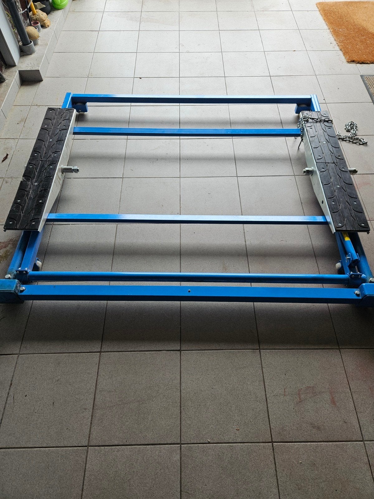 Mechanische mobiele hefbrug schaarbrug tot 1500 kg, Ophalen