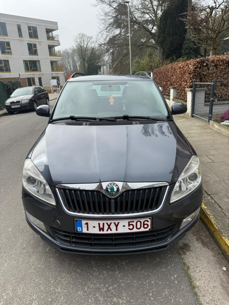Skoda Fabia 1.2 // 2012 // 227 000 km, Autos, Skoda, Achat, Entreprise, 1209 kg, Noir