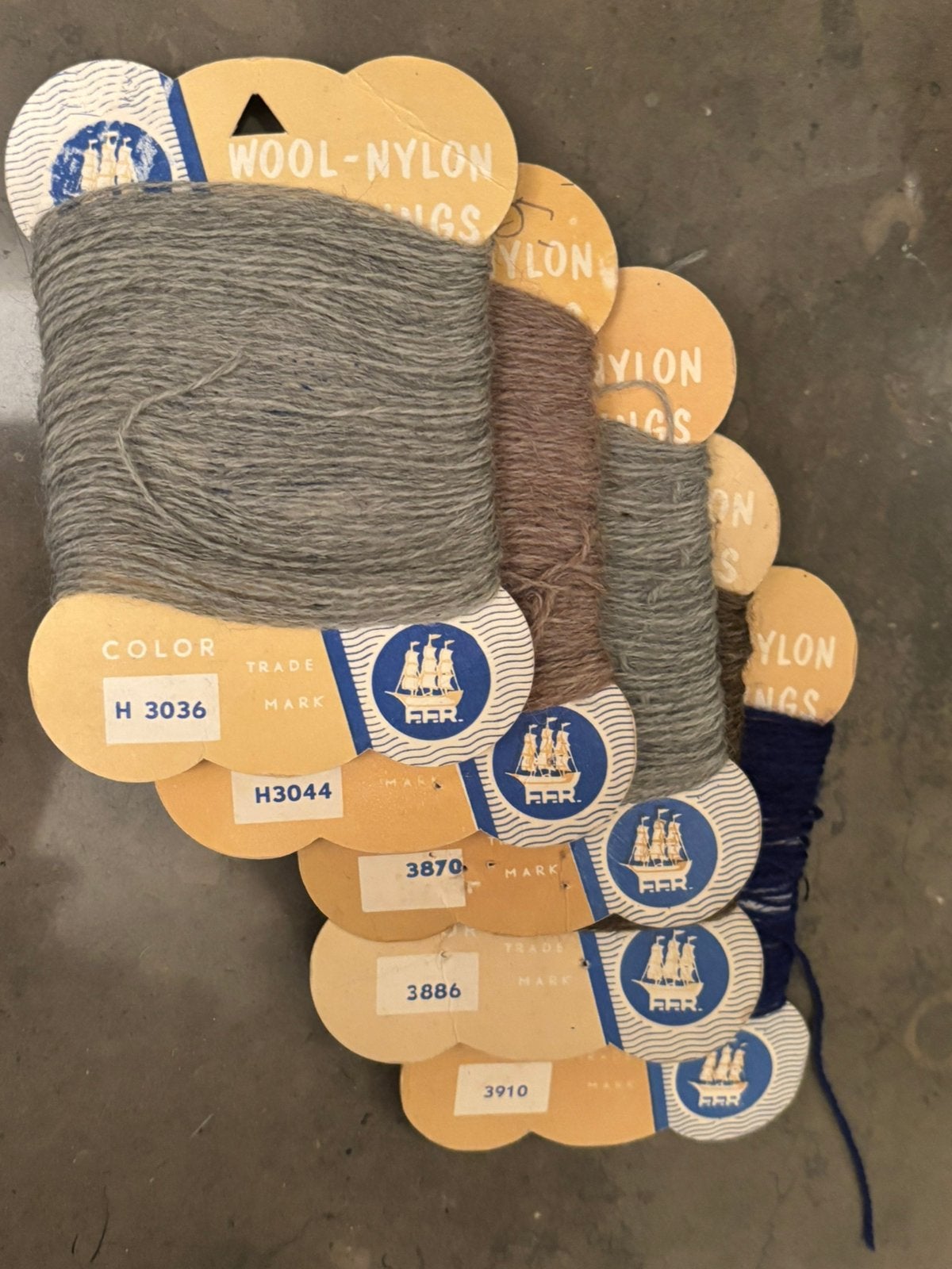 Stopwol met nylon , vintage van FFR Aalst, Enlèvement ou Envoi