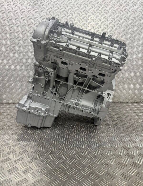 Moteur Mercedes-Benz Sprinter 219 CDI 3.0 - OM642 642899, Envoi, Révisé, Mercedes-Benz