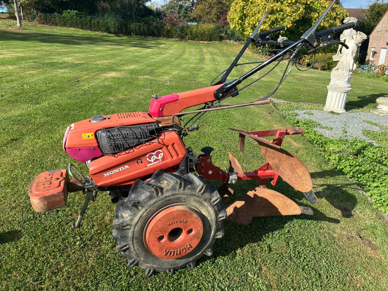 Motoculteur Honda F610 avec charrue et chariot, Enlèvement, Utilisé, Essence, Coupeur de jardin