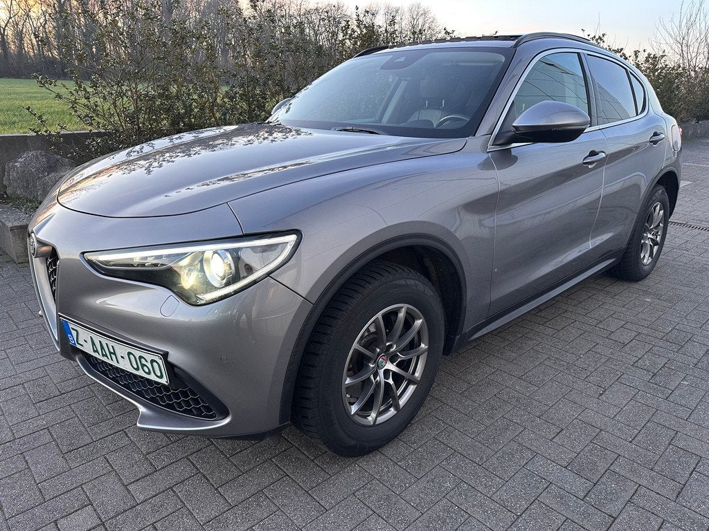 Alfa Romeo Stelvio 2.0T Q4 280 HP First Edition Pano-20''-Fu, Auto's, Automaat, Leder, Bedrijf, 5 zetels