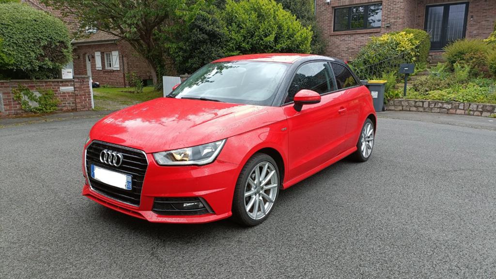 AUDI A1 1.0 TFSI S-line, Autos, Audi, Rouge, Achat, A1, Euro 6