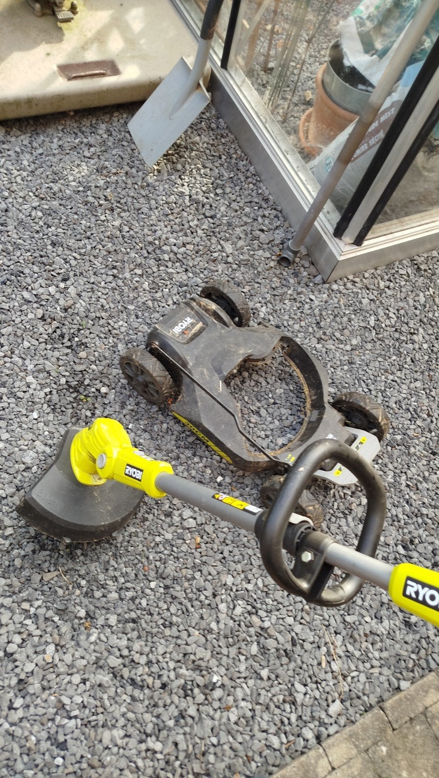 Ryobi Tondeuse 3en1, 30 à 50 cm, Enlèvement, Utilisé, Batterie