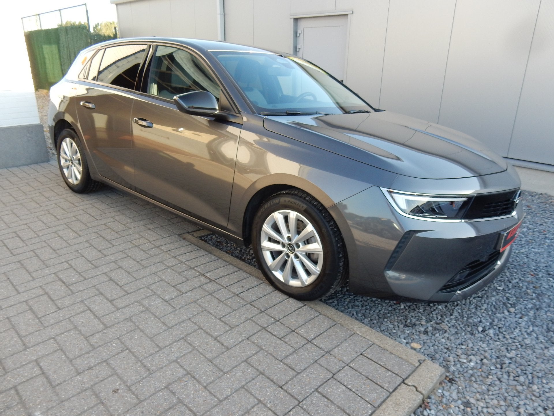 Opel Astra 1.2i 110 pk cruise/camera/ zetel-stuurverwarming, Stof, Euro 6, Overige kleuren, Parkeersensor