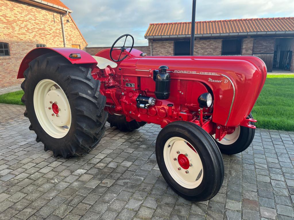 Porsche Master Tractor, Enlèvement