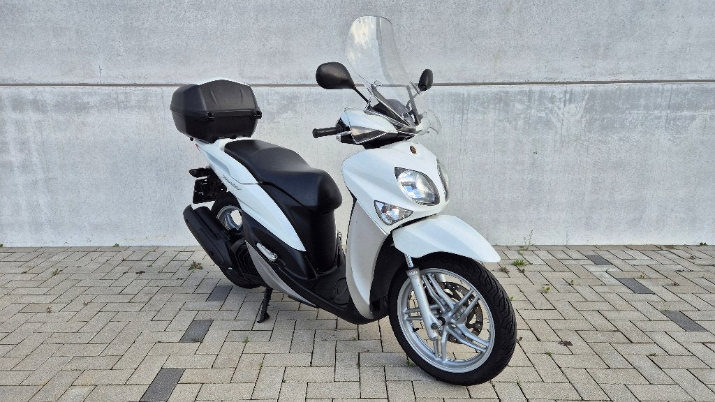 YAMAHA XENTER 125, Scooter, Occasion, Permis Moto A1 minimum, Particulier