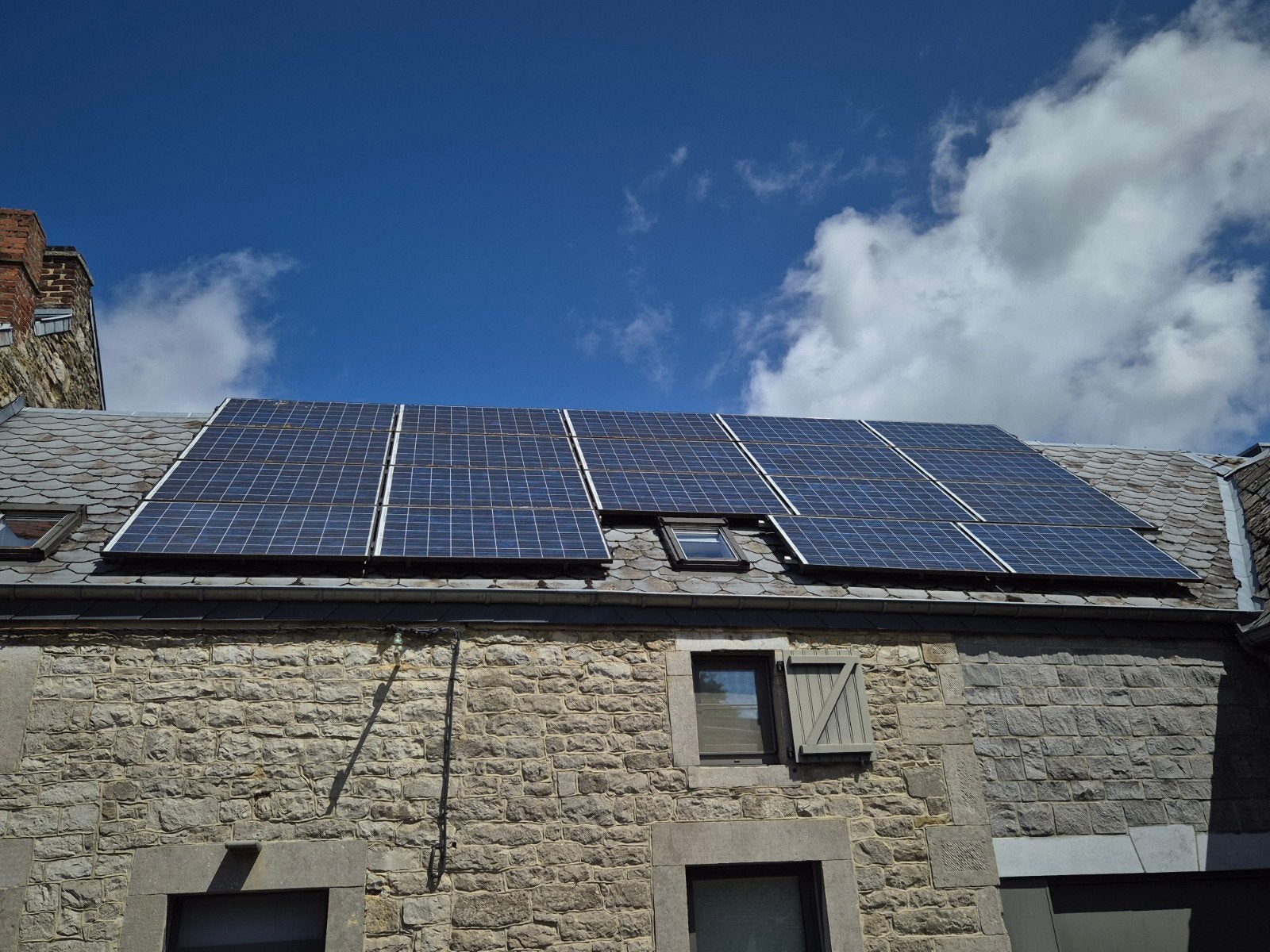 Onduleur tri phaser et 19 panneaux, Bricolage & Construction, Panneaux solaires & Accessoires