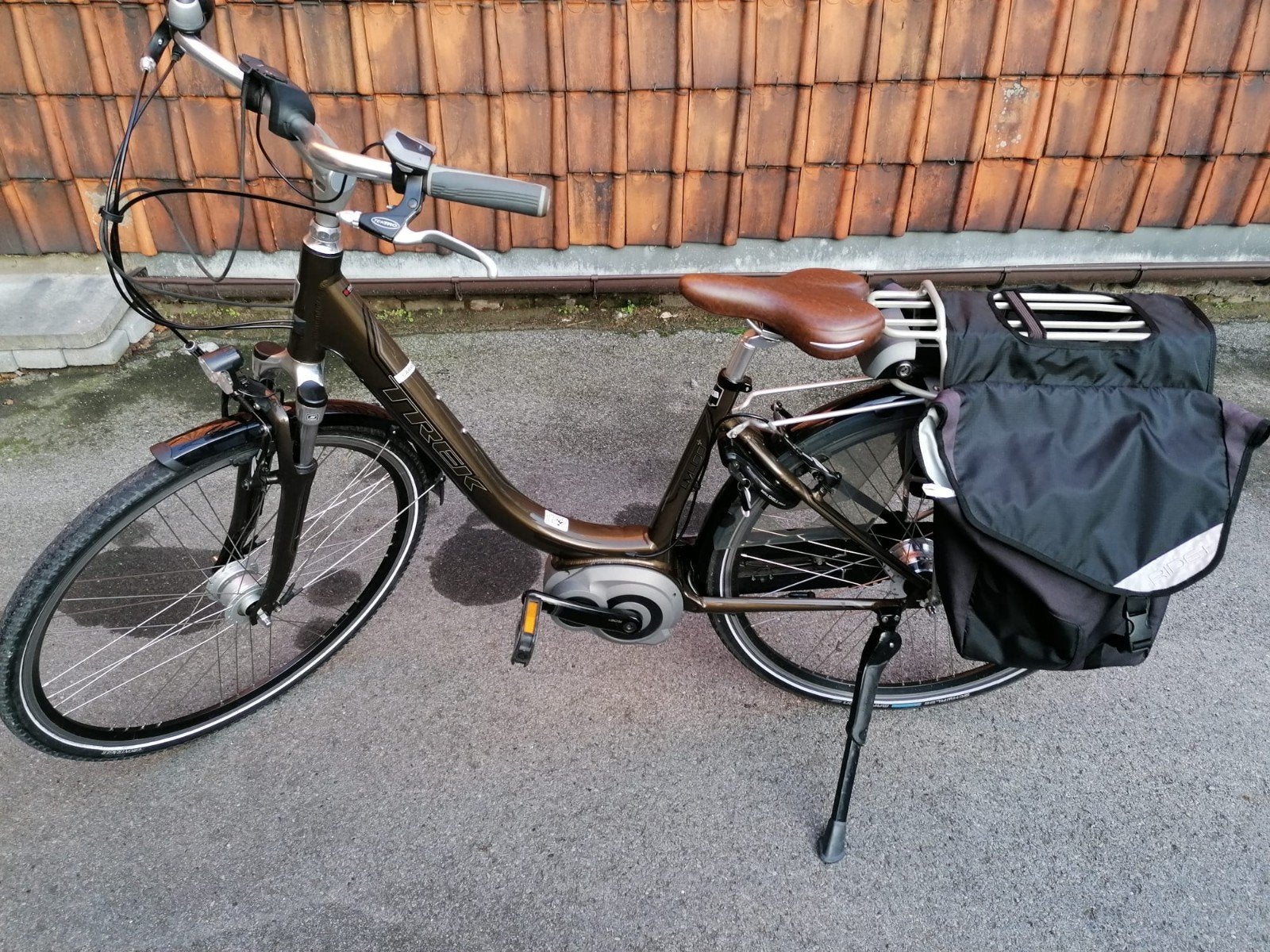 Te koop bruine elektrische fiets merk Trek, Fietsen en Brommers, Fietsen | Dames | Damesfietsen, Ophalen