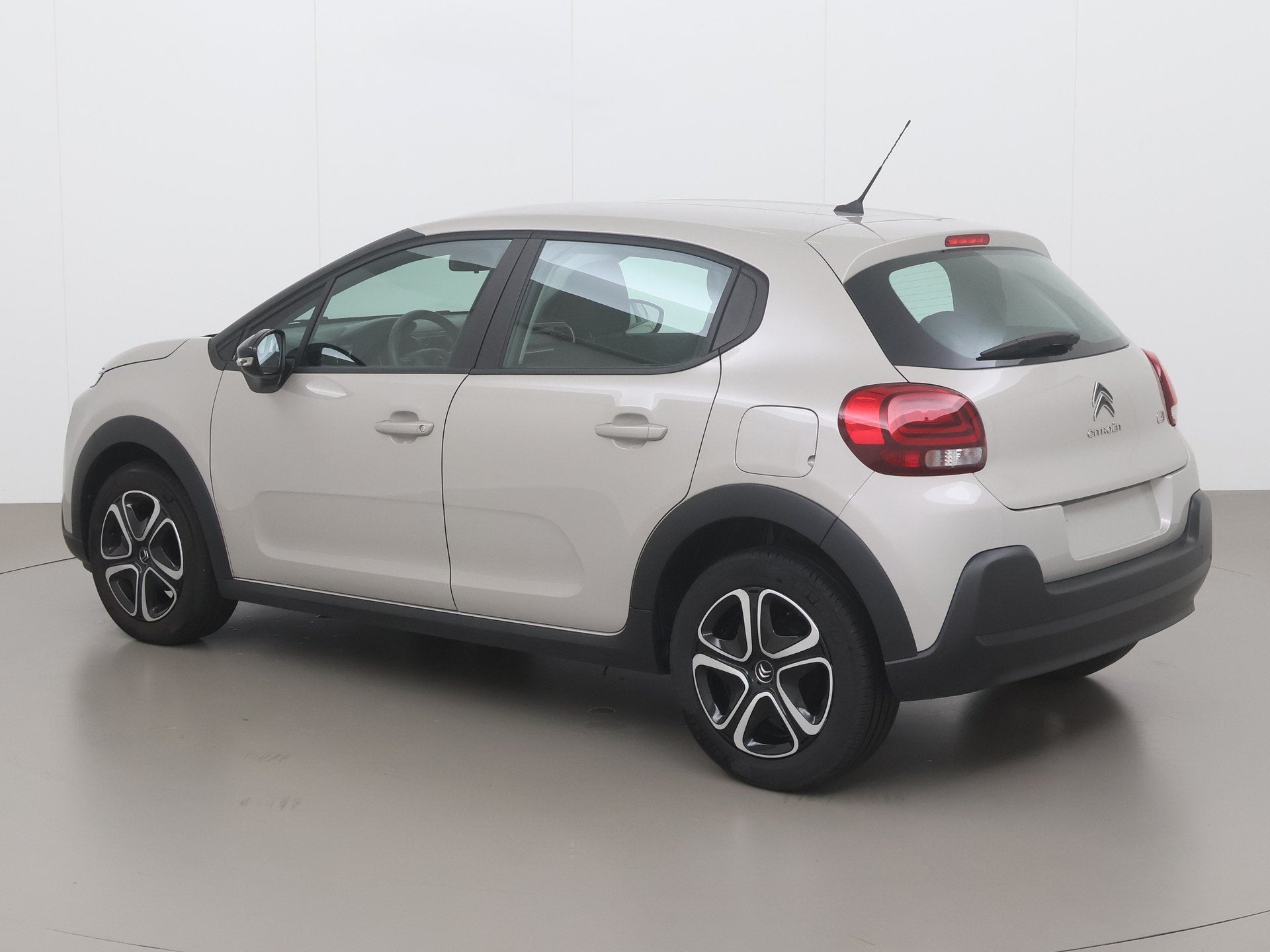 Citroen C3 puretech feel 83, Auto's, Citroën, Beige, Bedrijf, Handgeschakeld, 5 deurs