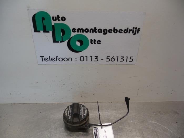 Tankdop van een Kia Sorento (Sorento 03-) (UY), -, -, Ophalen of Verzenden, -