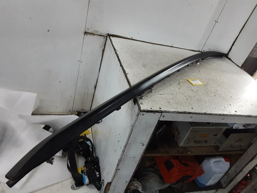 IMPERIAL Toyota Corolla Cross (01-2020/-) (6240316050), Gebruikt, Kundenbetreuung@toyota.de, Toyota, Toyota-Allee 2
50858  Köln, DE