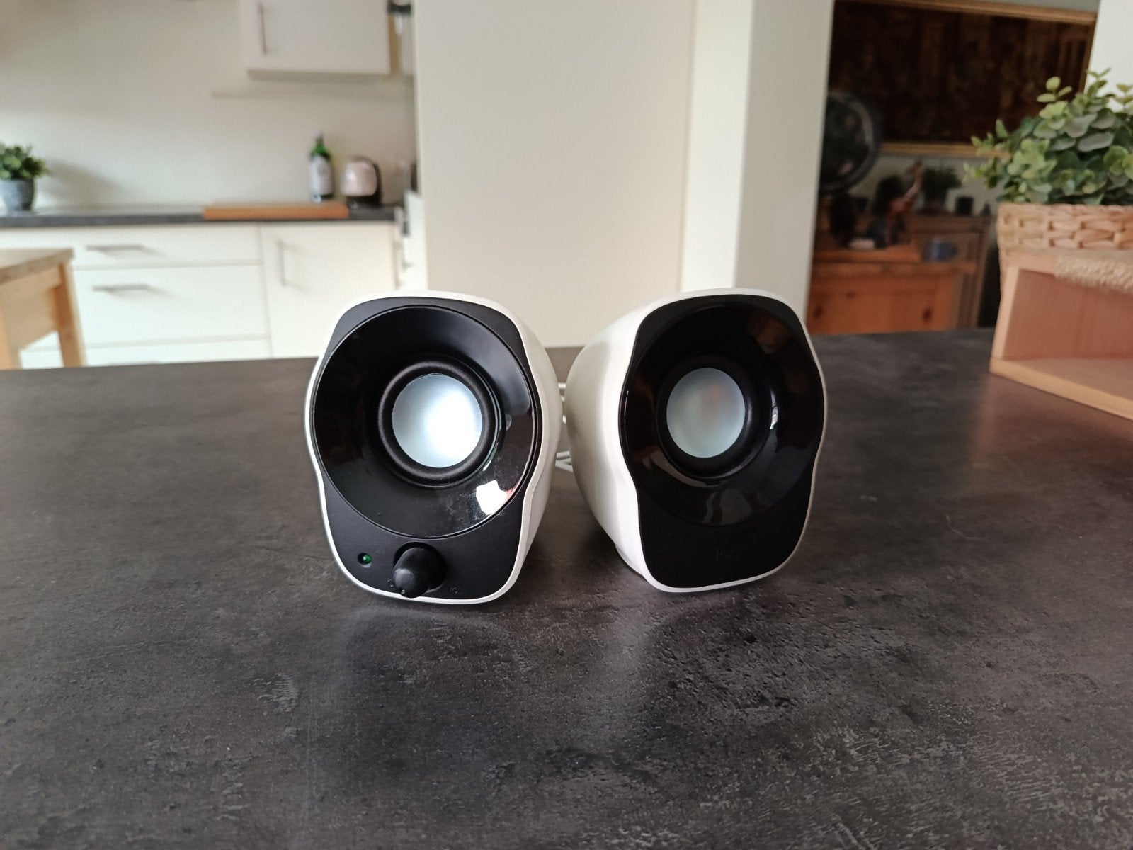 Zomerverkoop - Mini Stereo Speaker Setje, Informatique & Logiciels, Enceintes Pc, Enlèvement, Comme neuf, Autres canaux, Logitech