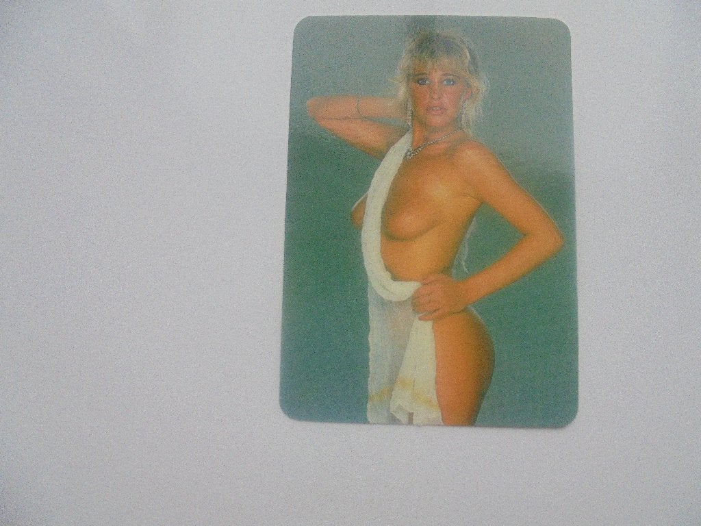 naakt kalender, Verzamelen, Overige Verzamelen, Verzenden, Zo goed als nieuw