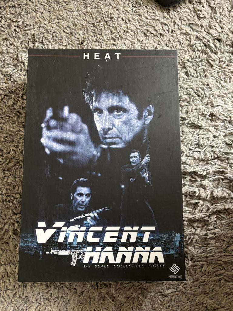 1/6 figuur Al Pacino / Vincent Hanna / Heat - Present Toys, Collections, Enlèvement ou Envoi, Comme neuf