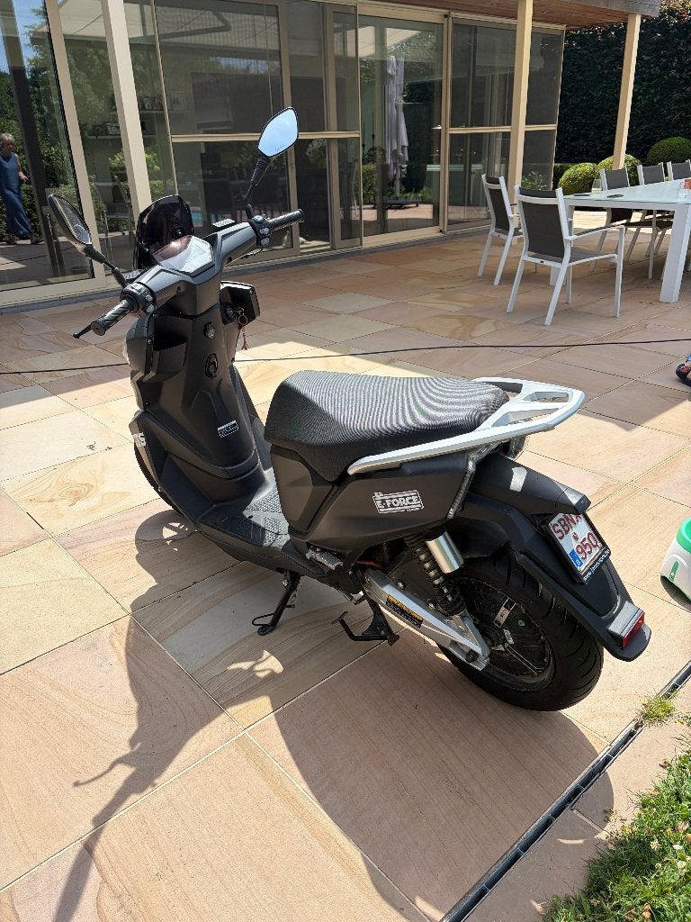 scooter, Fietsen en Brommers, Scooters | Piaggio, Ophalen, Overige modellen, Elektrisch, Klasse B (45 km/u)