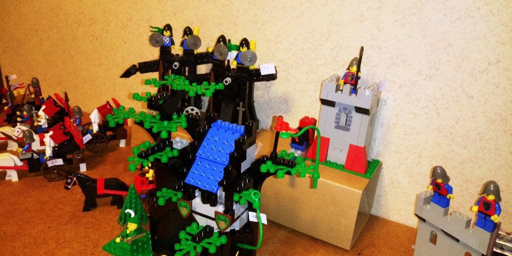 Lego:6054 Forestmen's Hideout, Compleet, Lego, Ophalen of Verzenden, Zo goed als nieuw