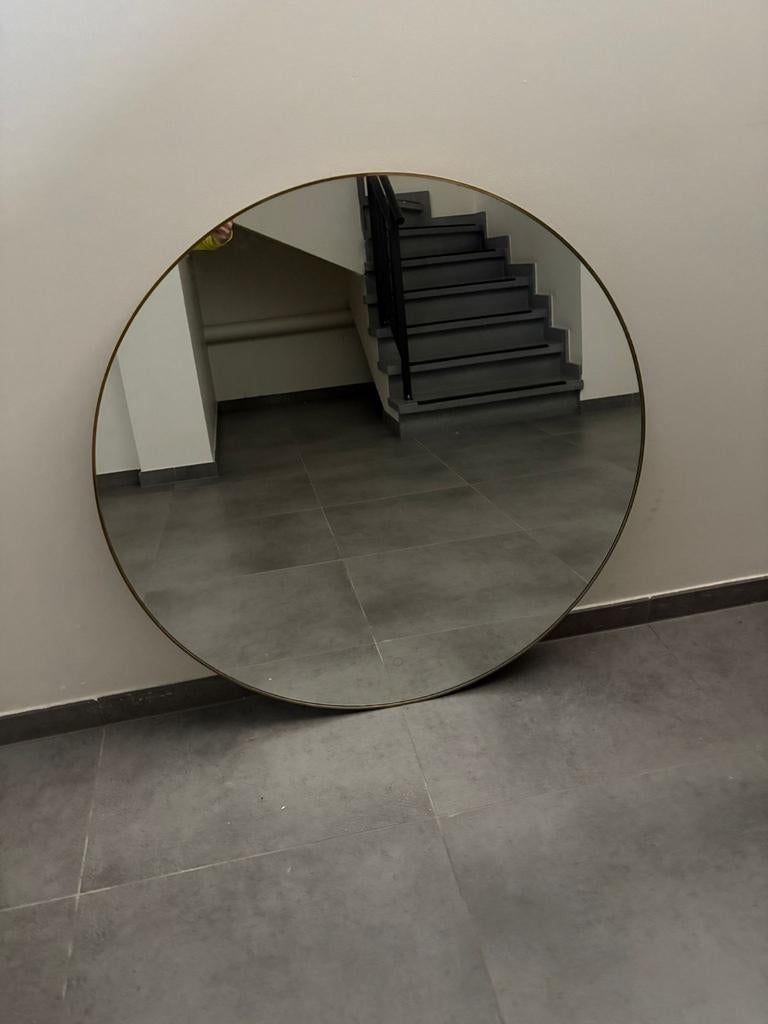 Badkamerspiegel met licht, Enlèvement