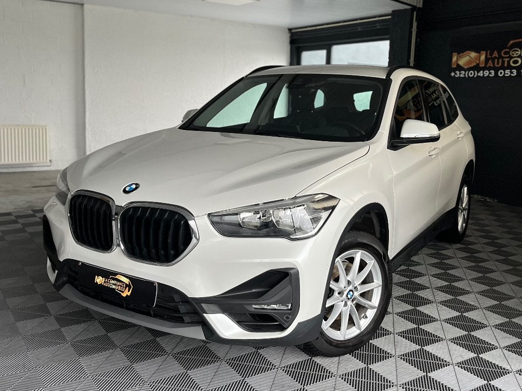 BMW X1 1.5iA sDrive18 1er Propriétaire Garantie 12 Mois, Autos, Euro 6, Entretenue par le concessionnaire, Noir, 5 portes
