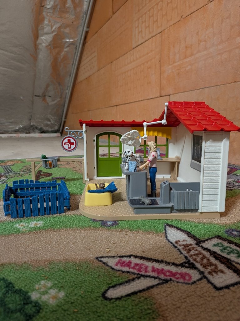 Mooie Schleich FARM WORLD dierenartspraktijk, Ophalen of Verzenden, Zo goed als nieuw