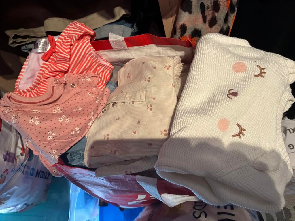30 vêtements d'été filles - tailles 74-80 - prix avantageux, Enlèvement, Fille